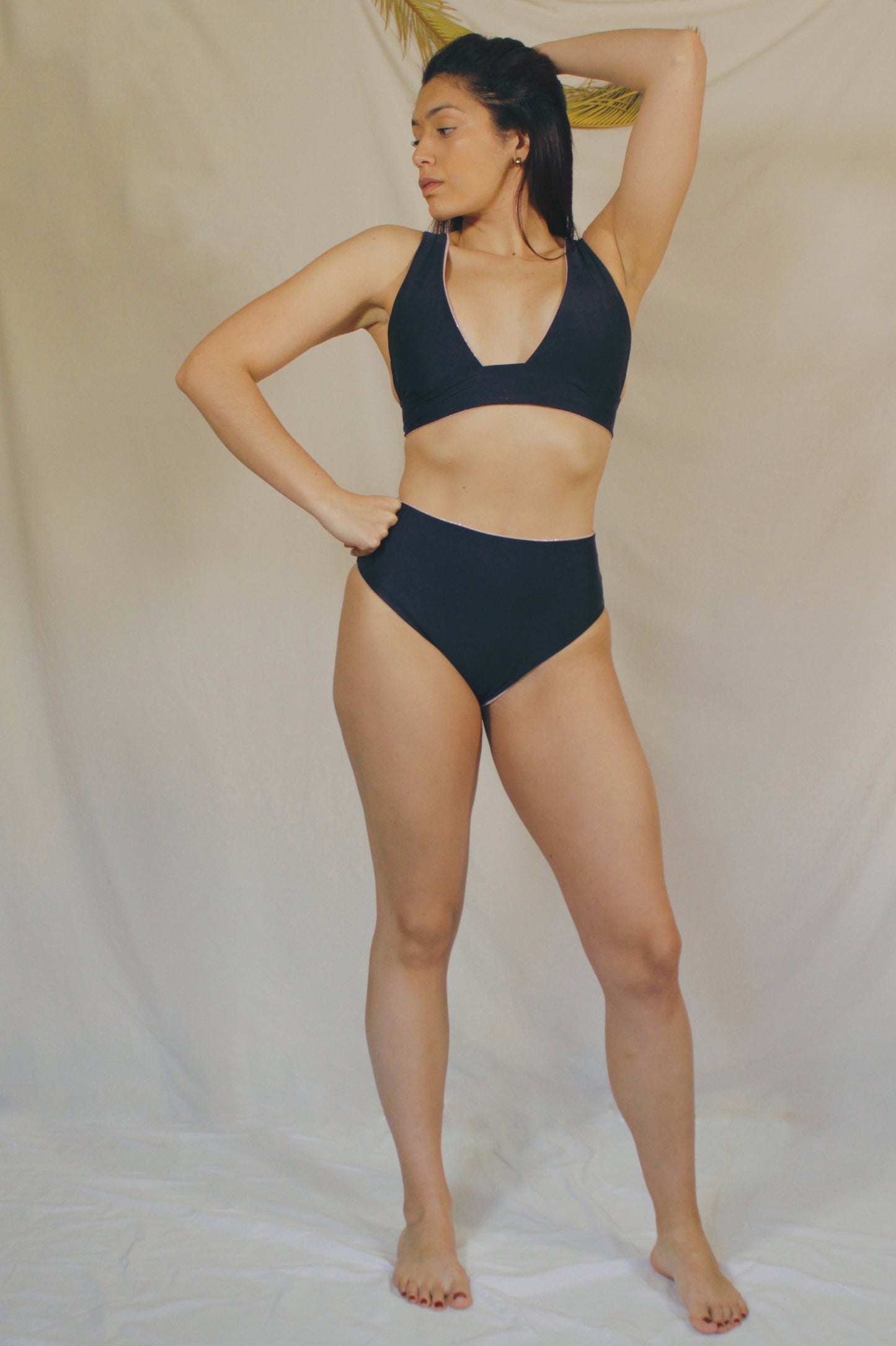 HIGH WAIST BRAGUITA